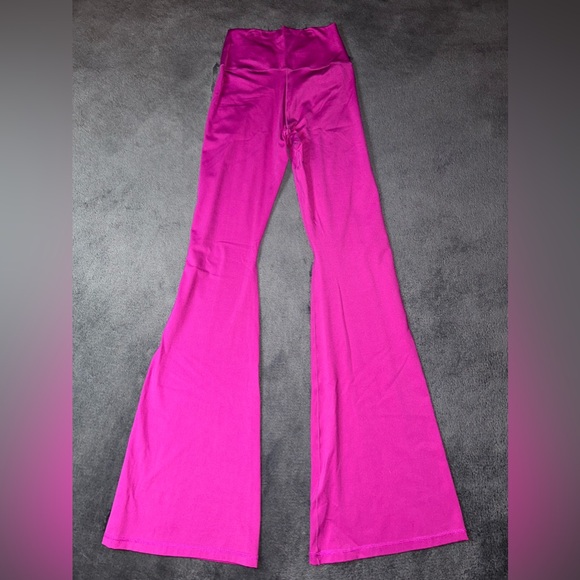 Rue 21 Size S Hot Pink Cross Waist Tummy Control Flared Leg Pilates Leggings - Picture 7 of 7